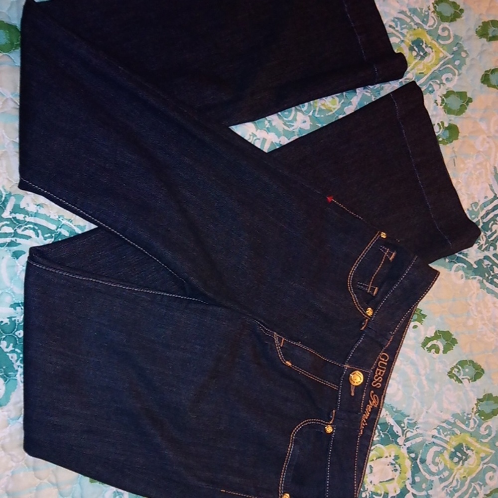 Guess premium denim flare Jeans 👖Tall. Sz 28